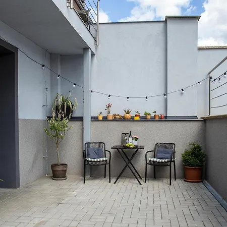 Apartman Yellow Submarine Se Slunnou Terasou Kutná Hora Exterior photo